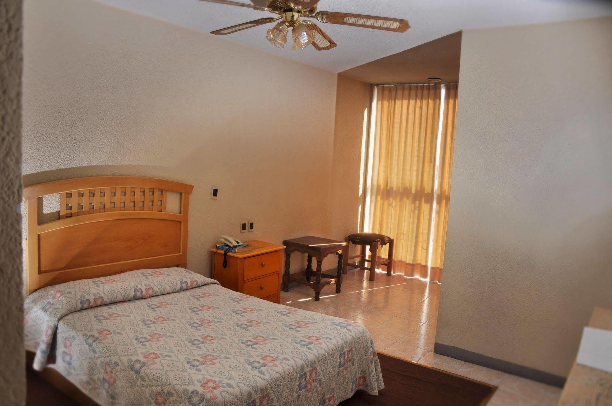 Hotel El Monte ซาลามานกา ภายนอก รูปภาพ